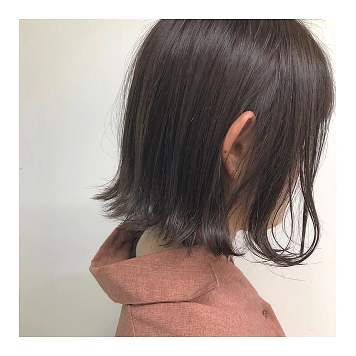 ショート カラー ベージュカラー レイヤーボブ/ボブ 仲川和人のヘアスタイル