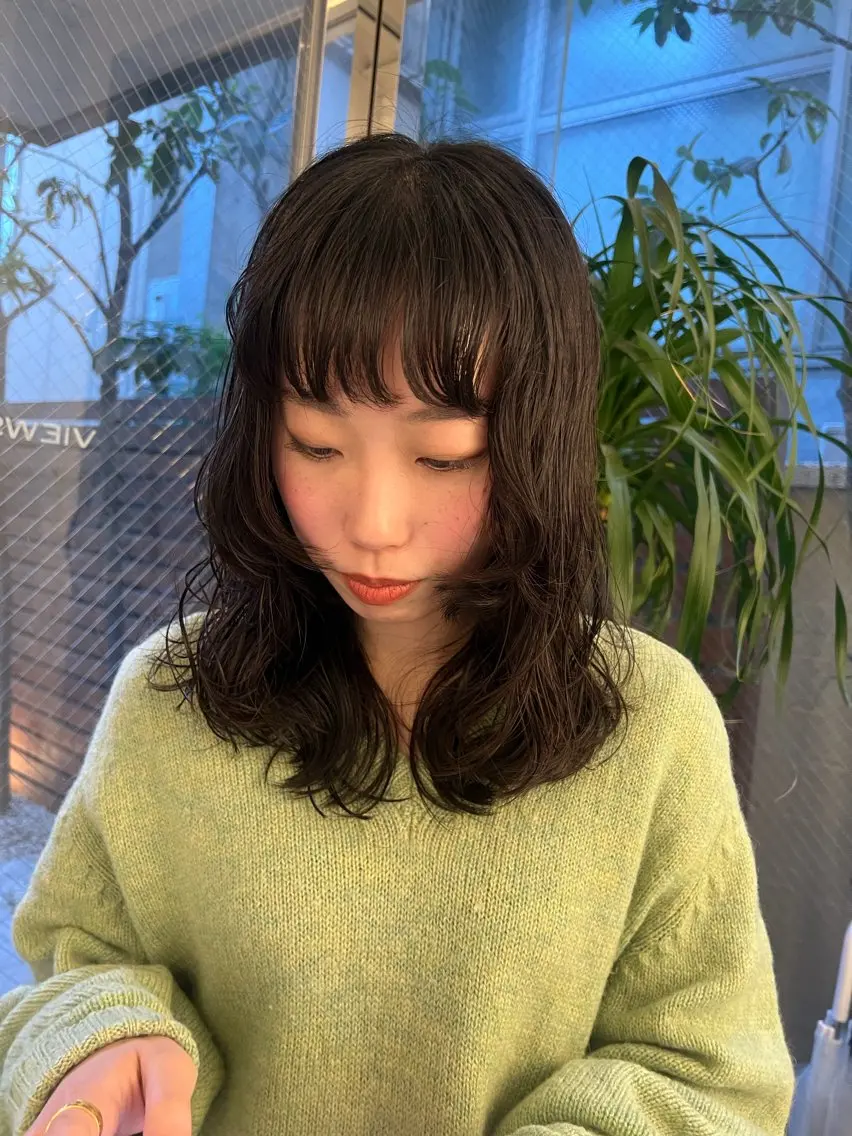 ミディアム パーマ ミディアムパーマ オン眉 カット パーマ sakoda shunkiのヘアスタイル
