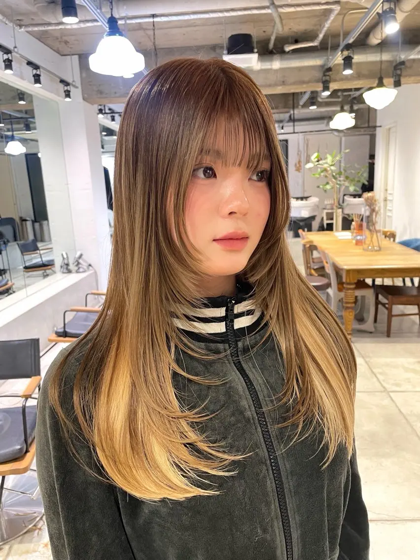 ロング カラー デザインカラー レイヤーカット ユウナ🎀レイヤー/ 暖色カラーのヘアスタイル
