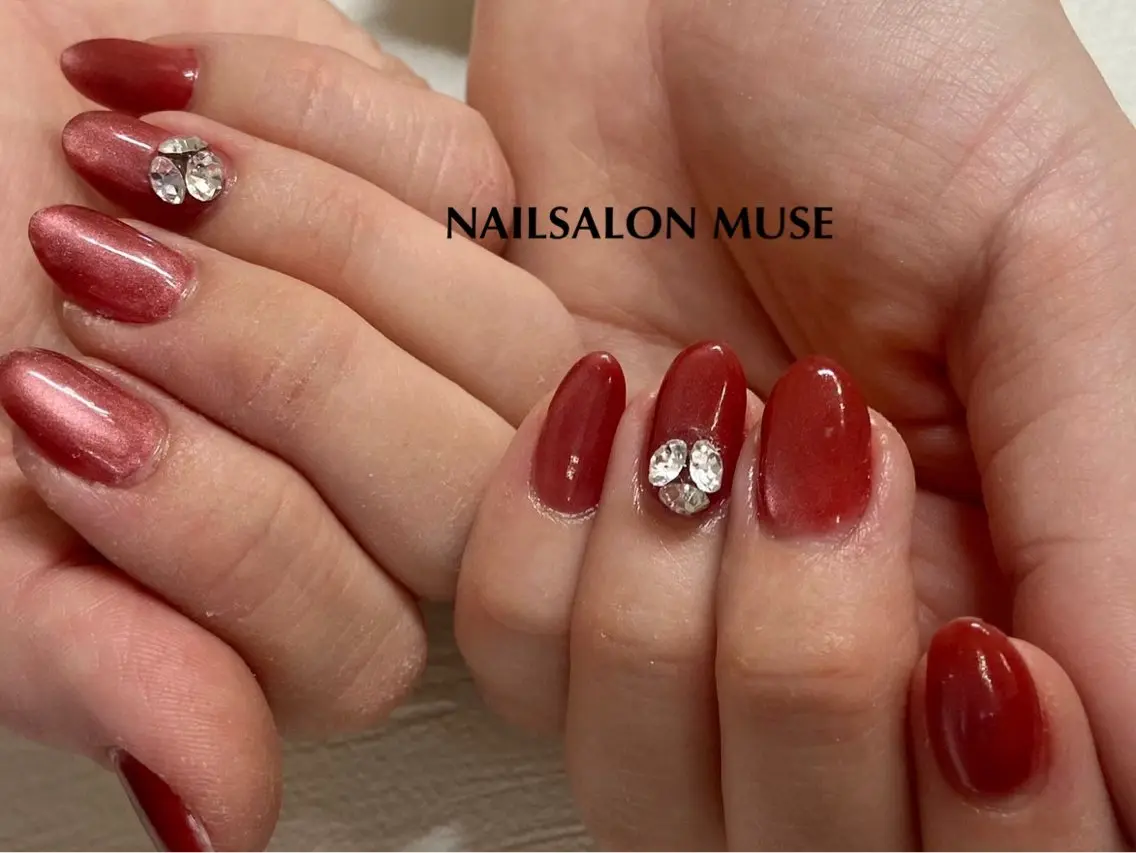 ネイル マグネットネイル ストーンネイル ハンドネイル Nail Salon MUSE    Aiのネイルデザイン