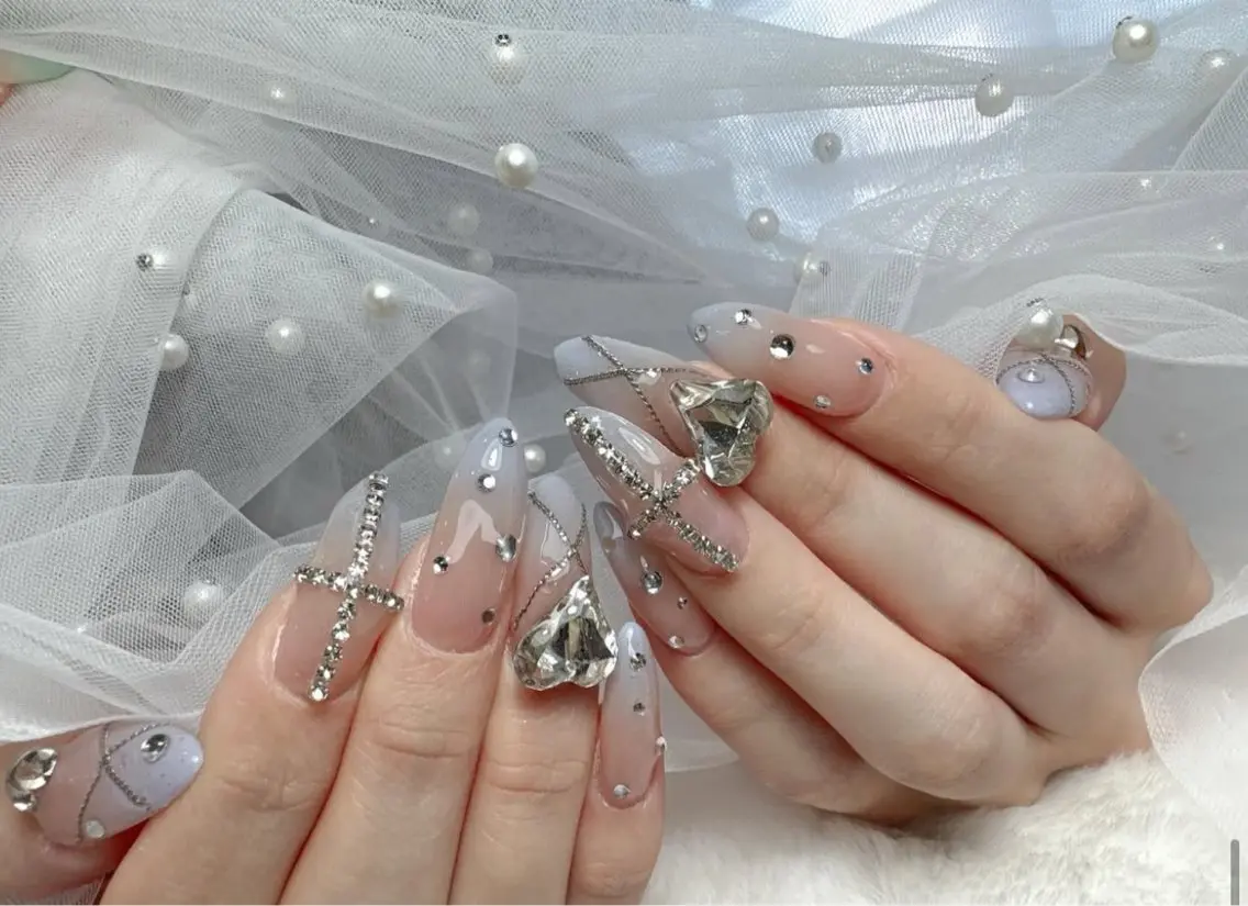 ネイル アートネイル フラワーネイル フレンチネイル ジェルネイル グラデーション ハンドネイル Ryu Nail NekoChanのネイルデザイン