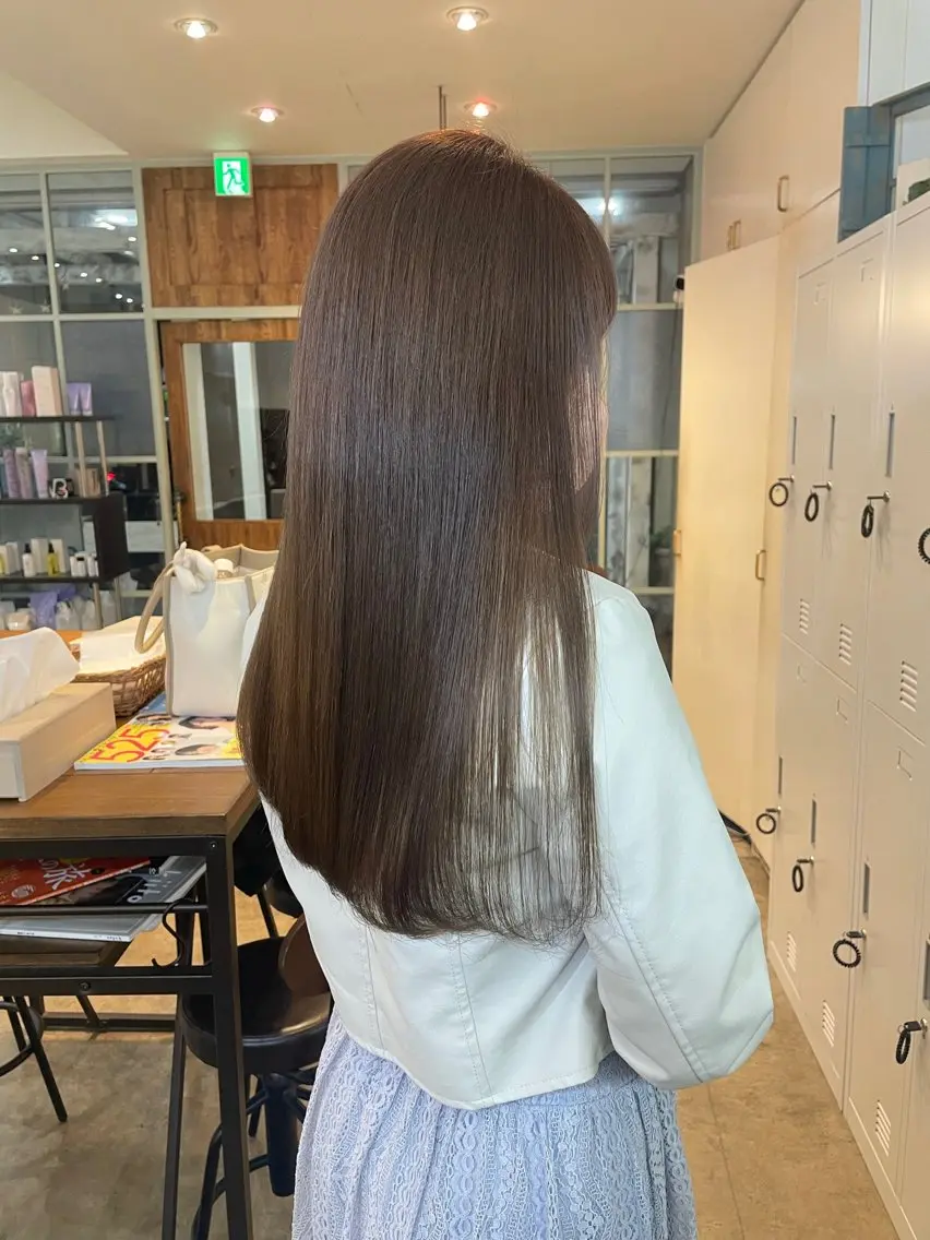 ロング カラー ベージュカラー 【完全個室】髪質改善 暖色カラー/山崎唯奈のヘアスタイル