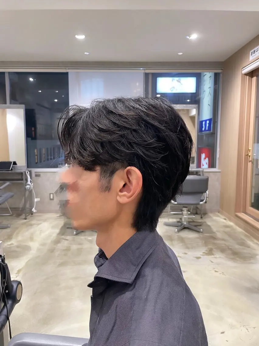 メンズ フェザーパーマ メンズパーマ カット ヘアカラー トリートメント 大人ガーリーベージュ カラー/新宿/ふたばのヘアスタイル