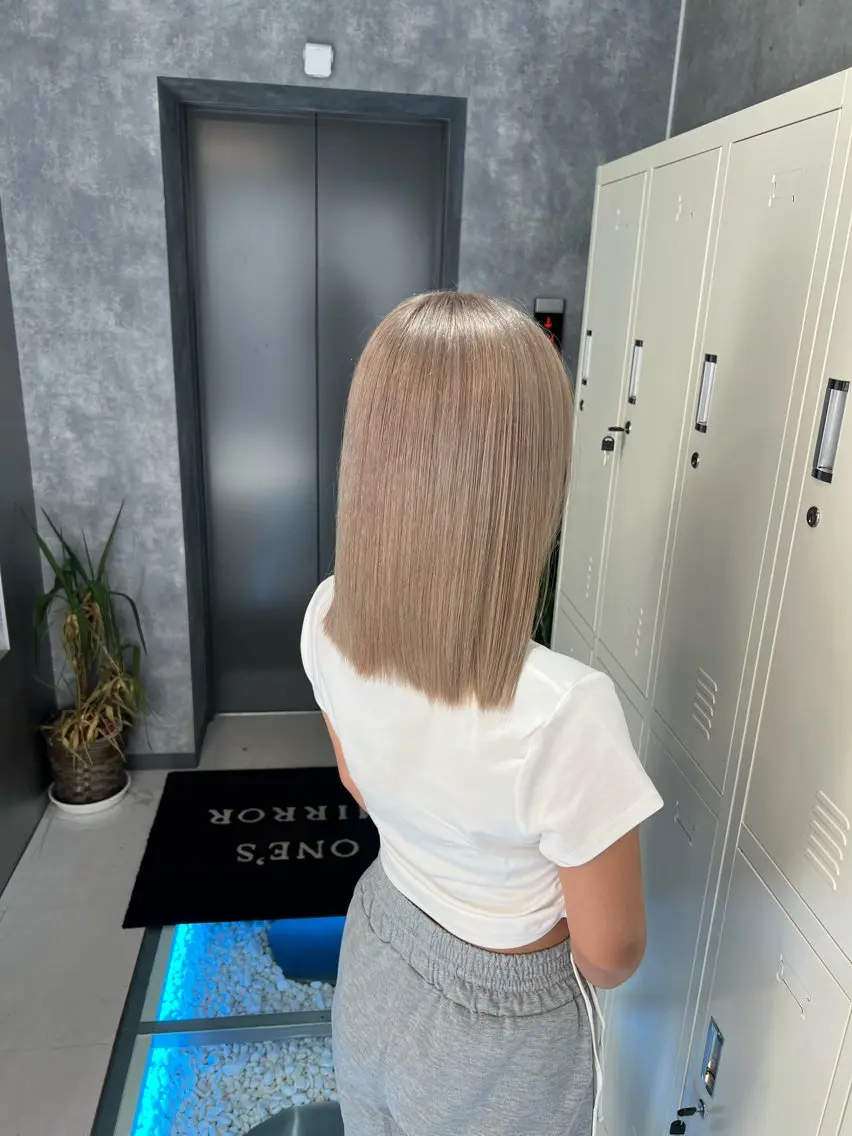 セミロング カラー ヘアカラー トリートメント ヘアセット 大人GAL製造機/カ ラー×エクステゆいとのヘアスタイル