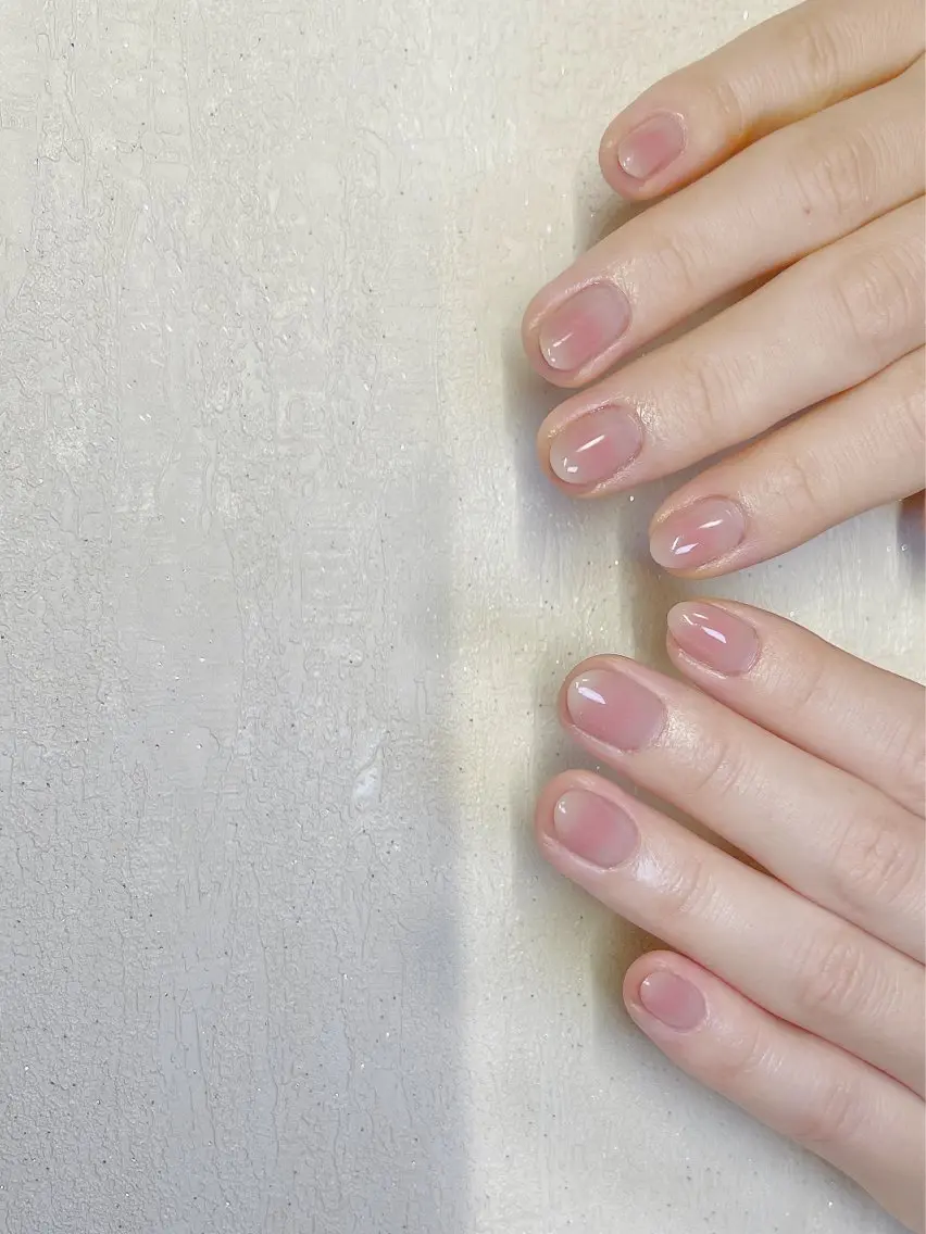 ネイル グラデーション 持ち込み ワンホンネイル ホワイト Minami Nailのネイルデザイン