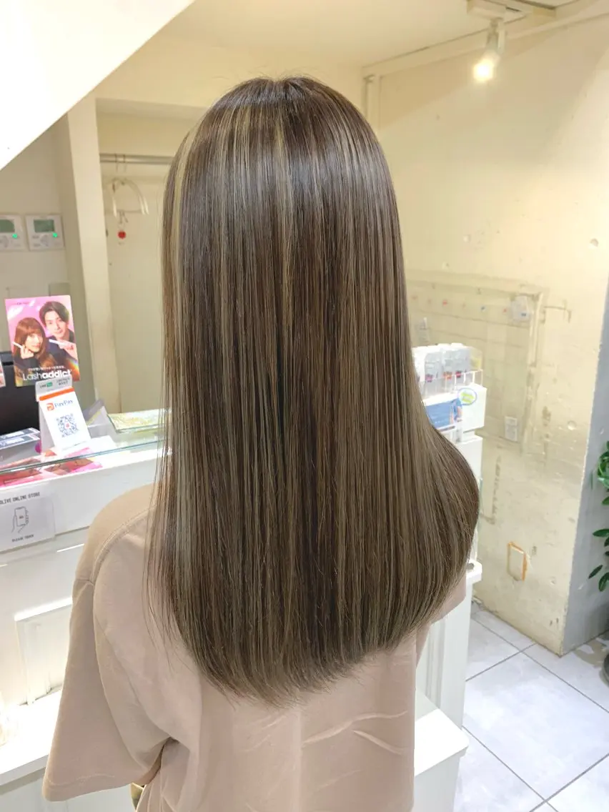 ロング 縮毛矯正 石川 心渚のヘアスタイル