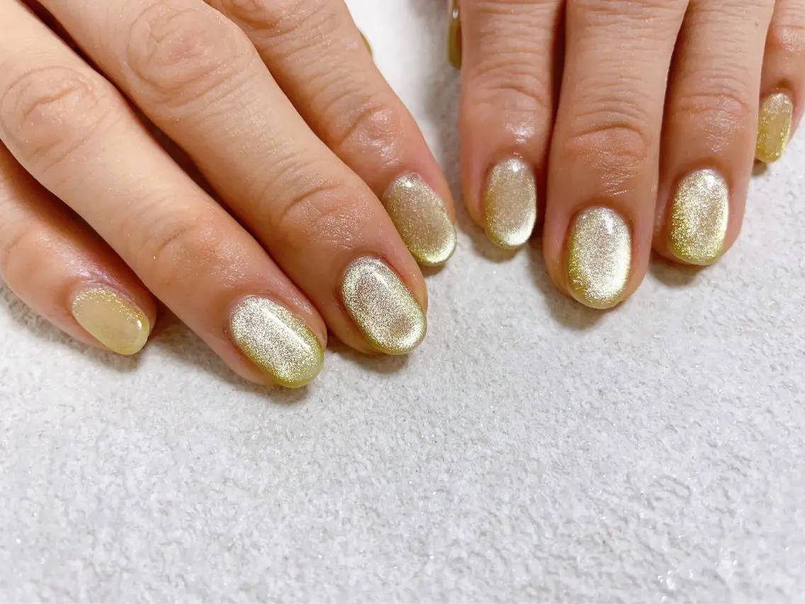 ネイル オーロラネイル フラワーネイル フットネイル フレンチネイル ジェルネイル ハンドネイル mogunail &blowのネイルデザイン