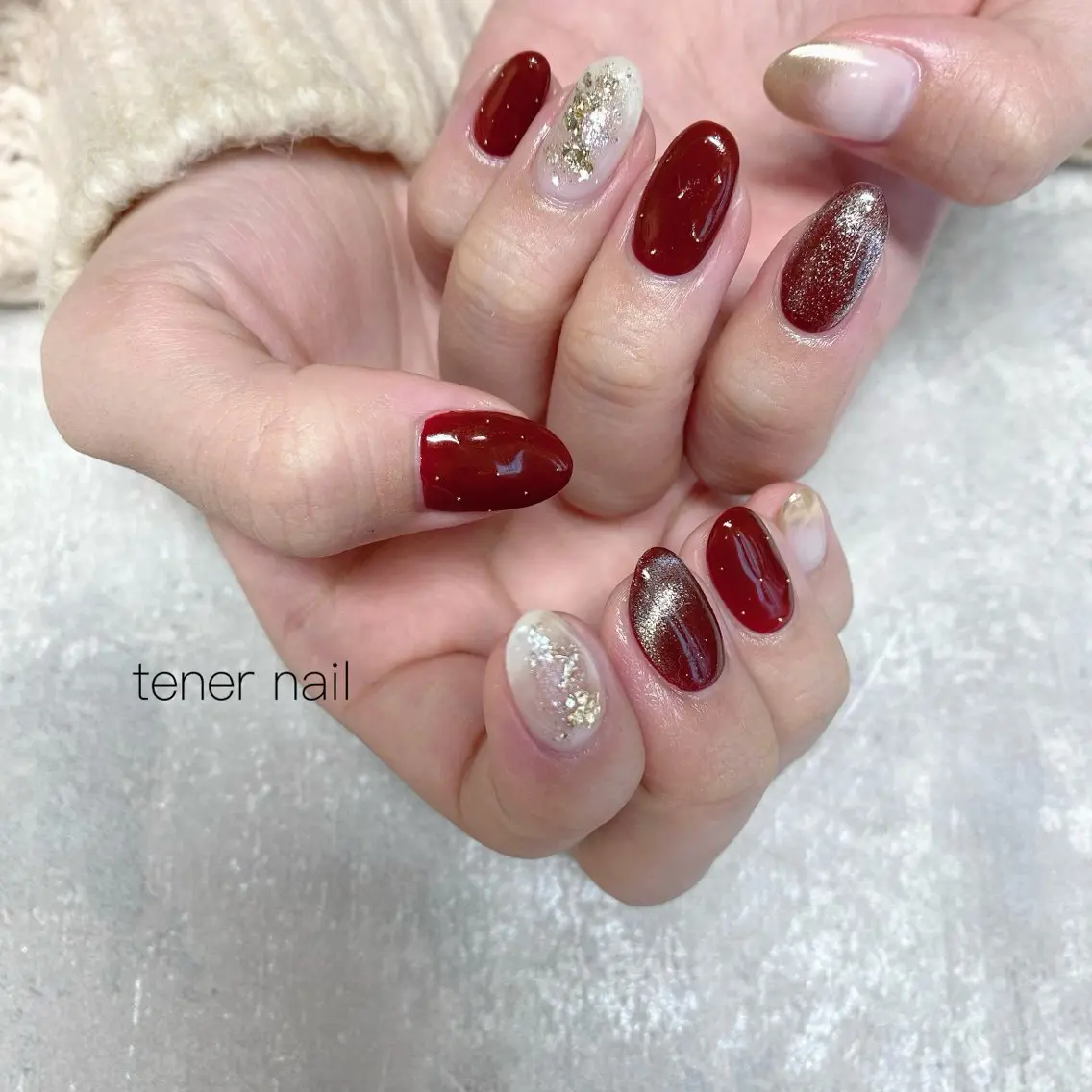ネイル ボルドー キラキラネイル ハンドネイル テネルネイル tener nailのネイルデザイン