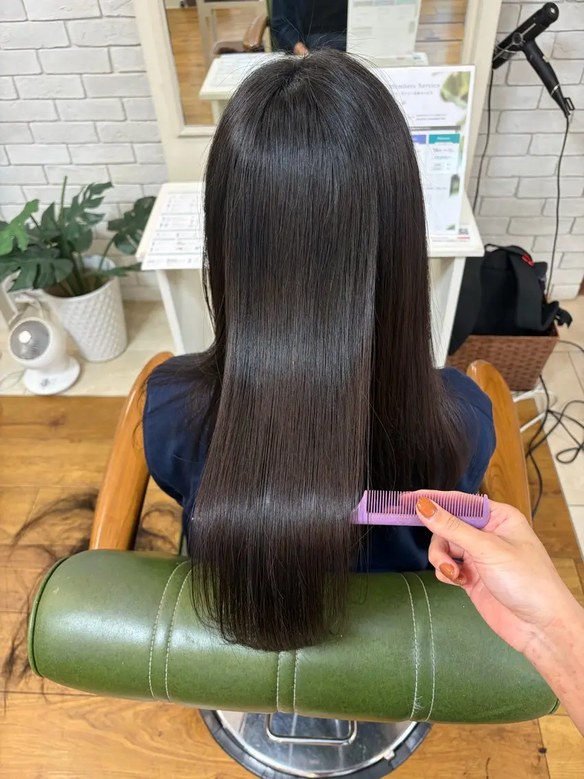 ロング カラー 髪質改善 レイヤーカット トリートメント 酸性ストレート カット ヘアカラー トリートメント 髪質改善/レイヤー/ ボブ/磯野史歩のヘアスタイル