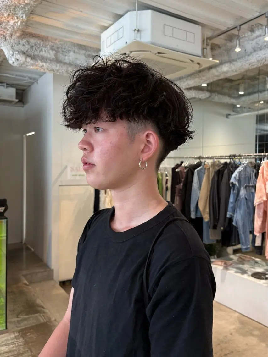 パーマ メンズ スペインカール カット パーマ ANY/メンズ特化/ シバヤ　ユウキのヘアスタイル