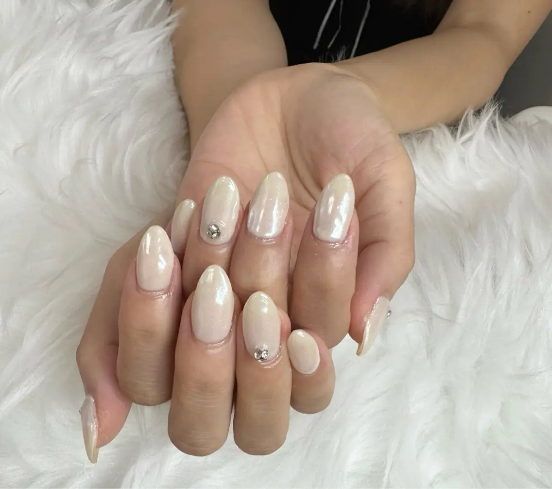 ネイル オーロラネイル GrandGreen eye & nailのネイルデザイン