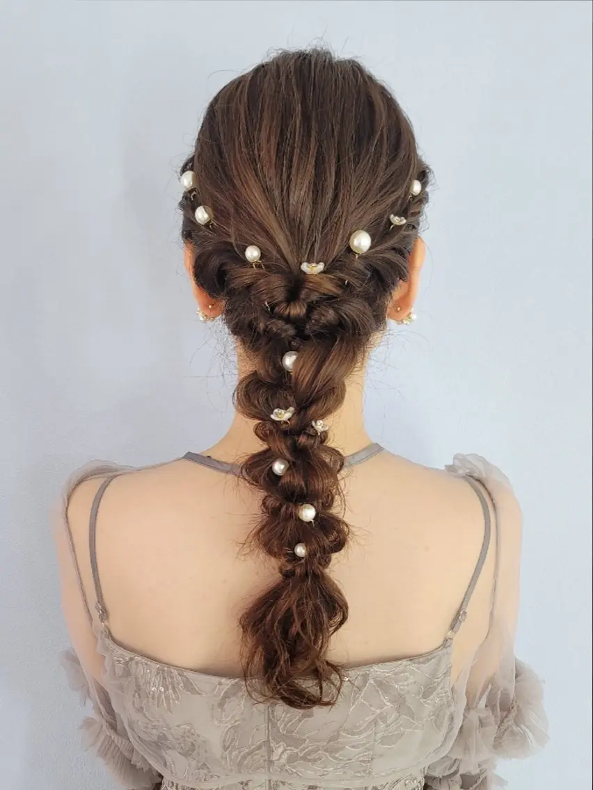 ロング ヘアアレンジ ヘアセット 渥美 寿美翔のヘアスタイル