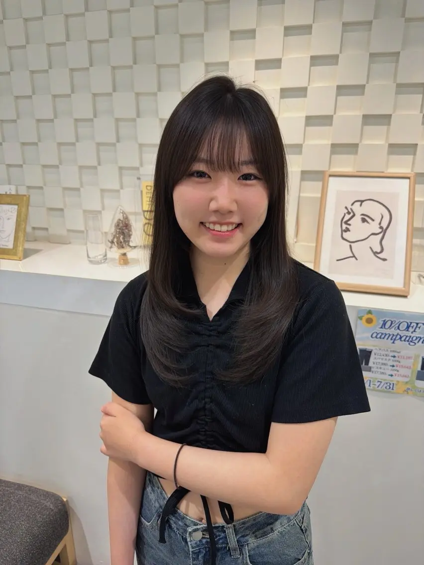 ミディアム ミディアムレイヤー レイヤーカット カット 京谷 日向のヘアスタイル