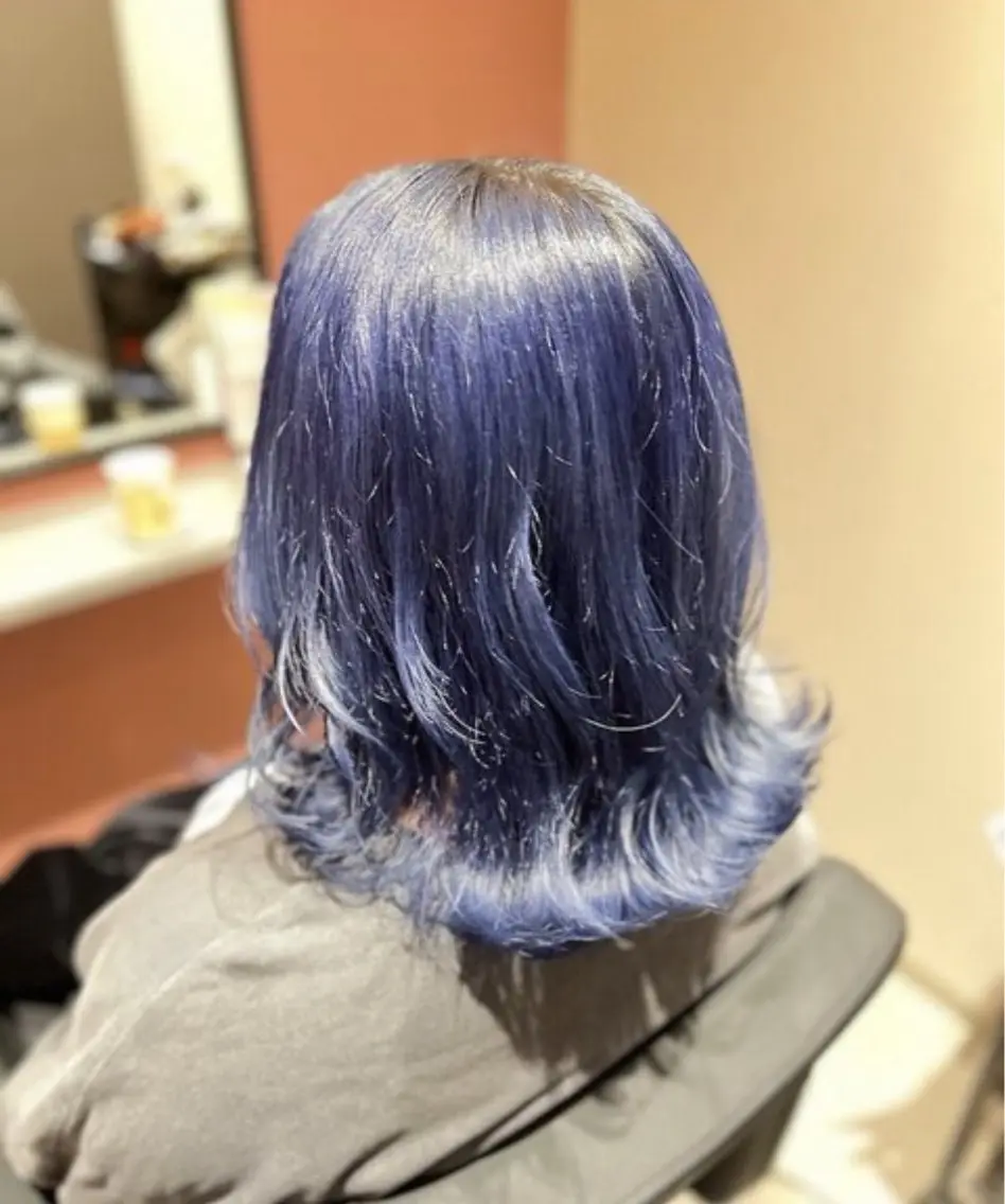 カラー ヘアカラー 梶 瑞希のヘアスタイル