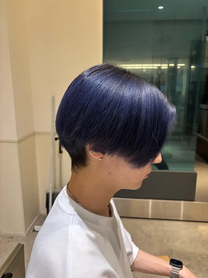 ショート カラー メンズ ブルーカラー ヘアカラー 笹山 凛音のヘアスタイル