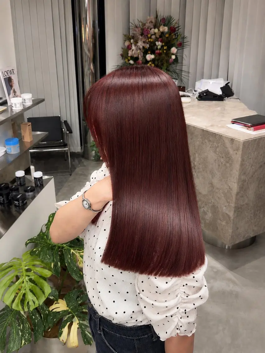 セミロング くせ毛 縮毛矯正 カット ヘアカラー 縮毛矯正 奥村 和也のヘアスタイル
