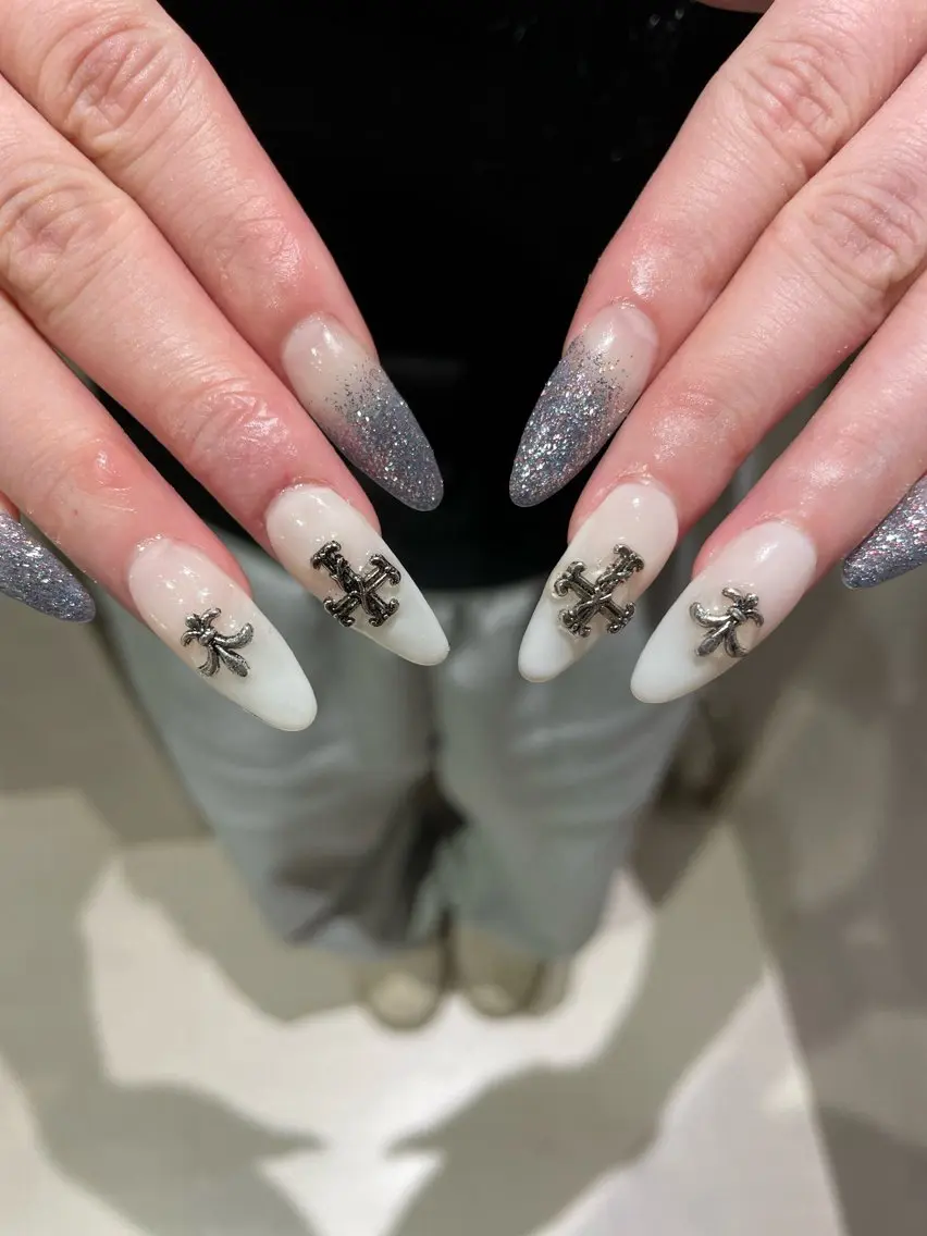 ラメグラデーションネイル✨《フラッシュ◯》の写真