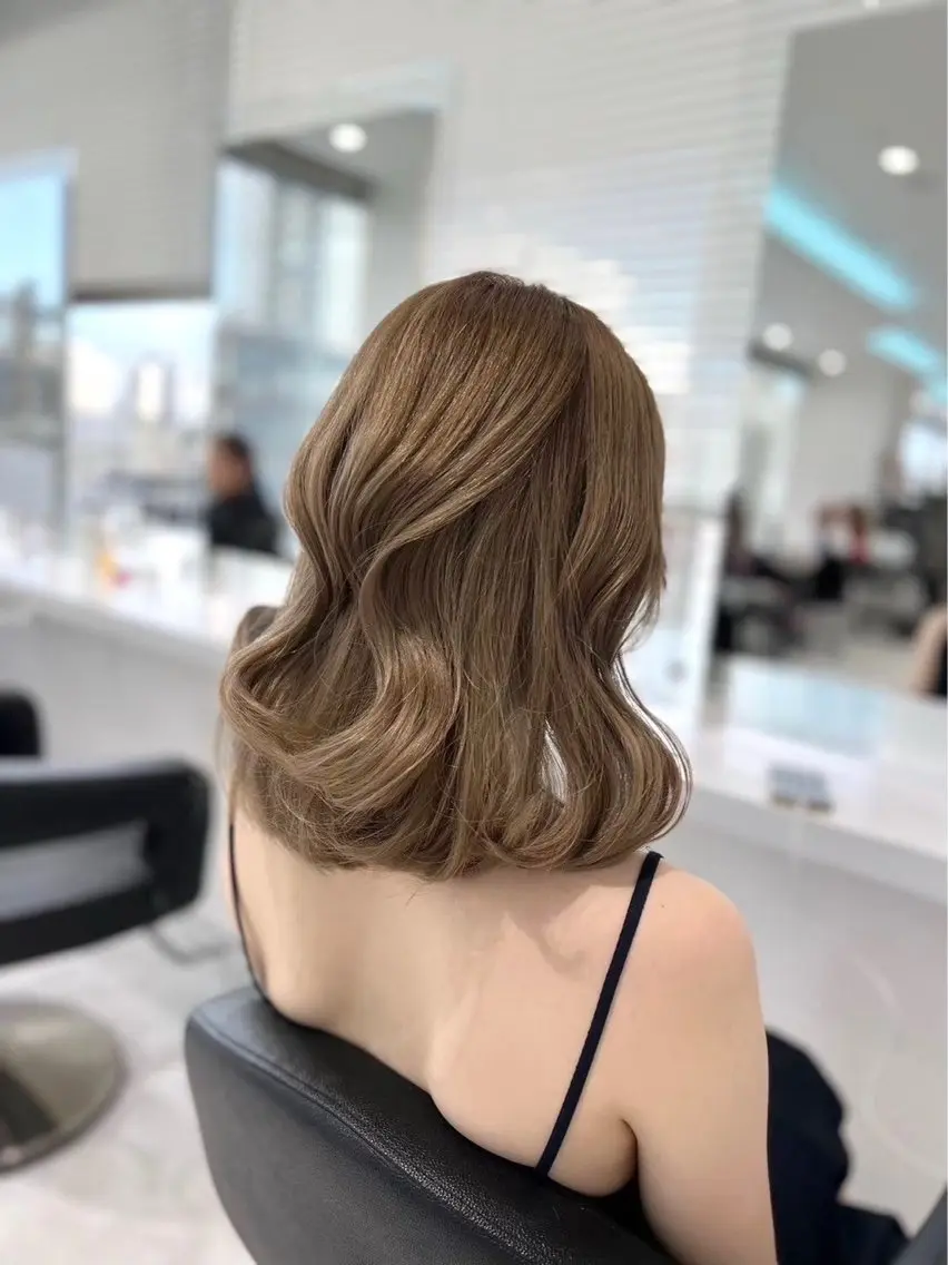 カラー akari🎀🤍 ガーリーstyleのヘアスタイル