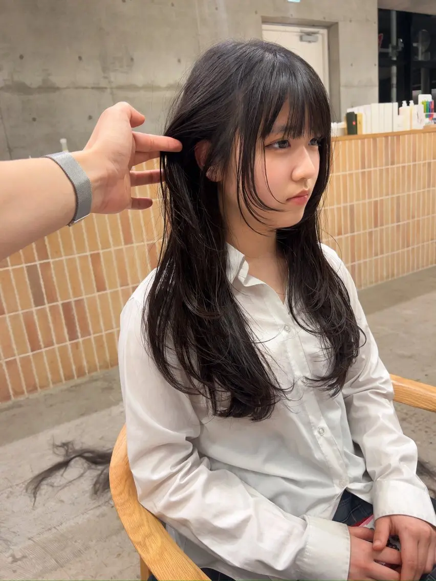 ロング 顔周りカット レイヤーカット カット 誰より丁寧なカット/ 小林輝/レイヤーのヘアスタイル