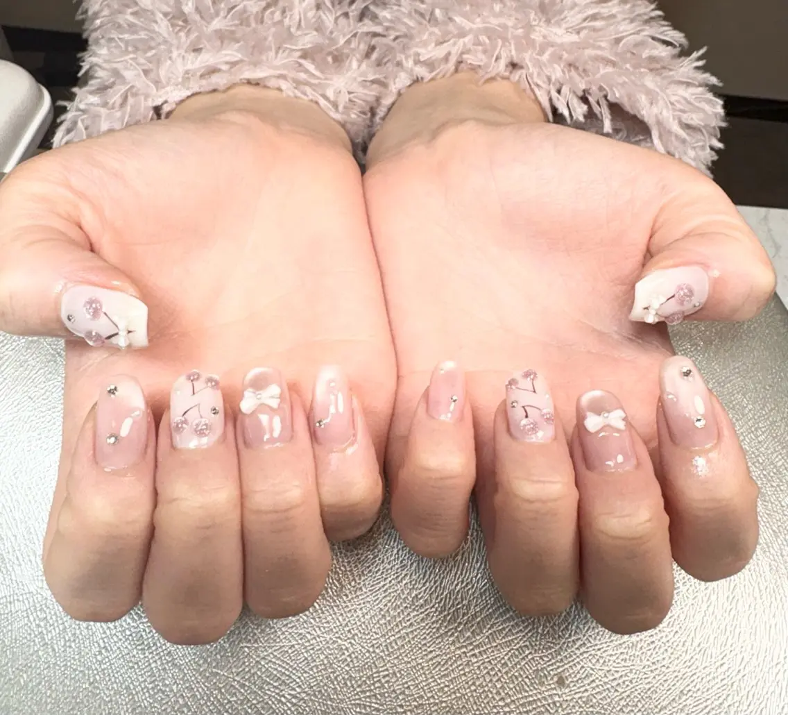ネイル マグネットネイル 持ち込み リボン ハンドネイル ✨韓国✨nail salonLumieのネイルデザイン