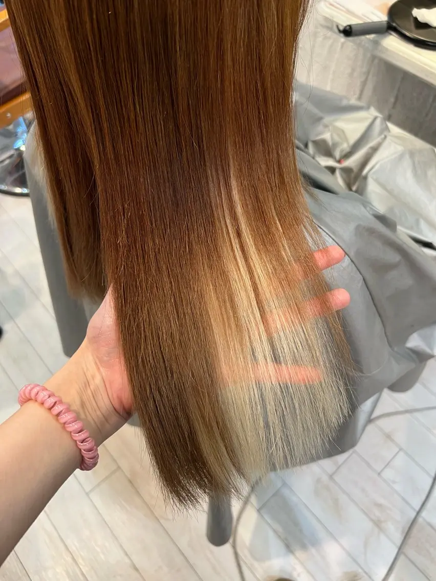 ロング エクステ 艶髪カラー️🫧 髪質改善特化👒莉子のヘアスタイル