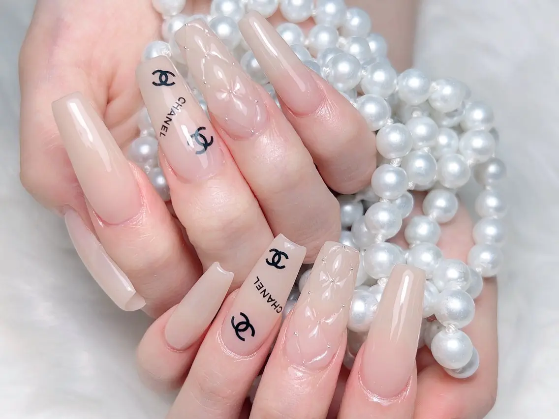 ネイル M 🌷Nail 長さだし専門店のネイルデザイン