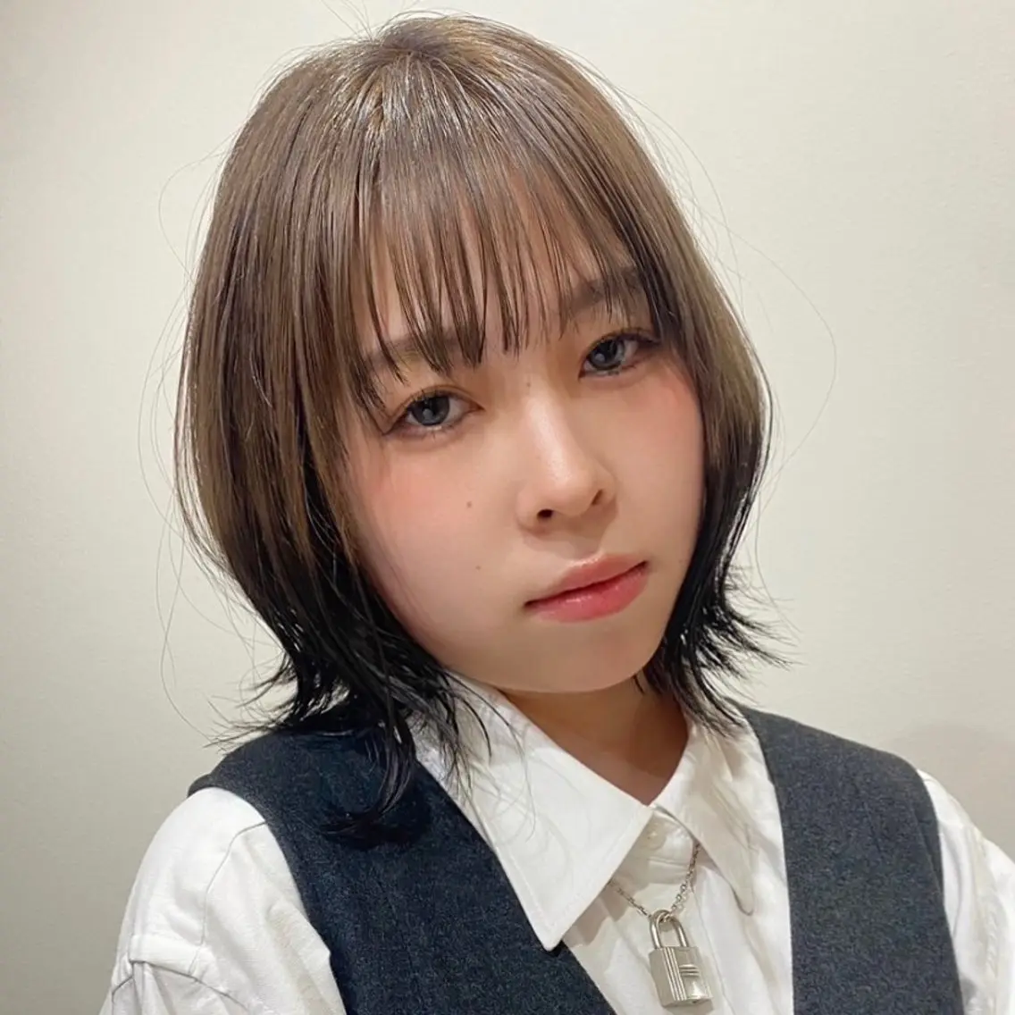 ショート 加藤 のあのヘアスタイル