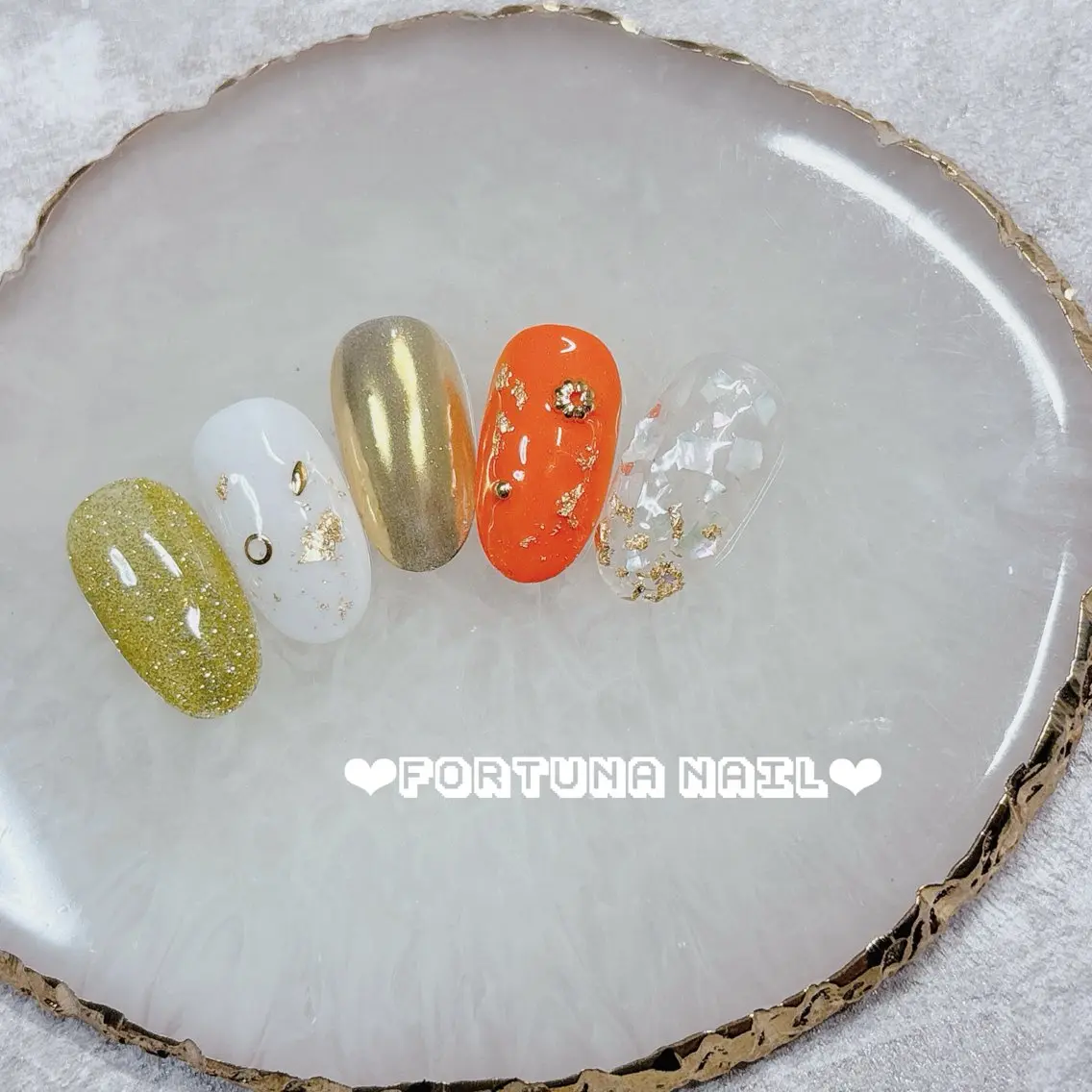 ネイル 成人式 韓国ネイル ニュアンスネイル Nail •Head スパFortunaのネイルデザイン