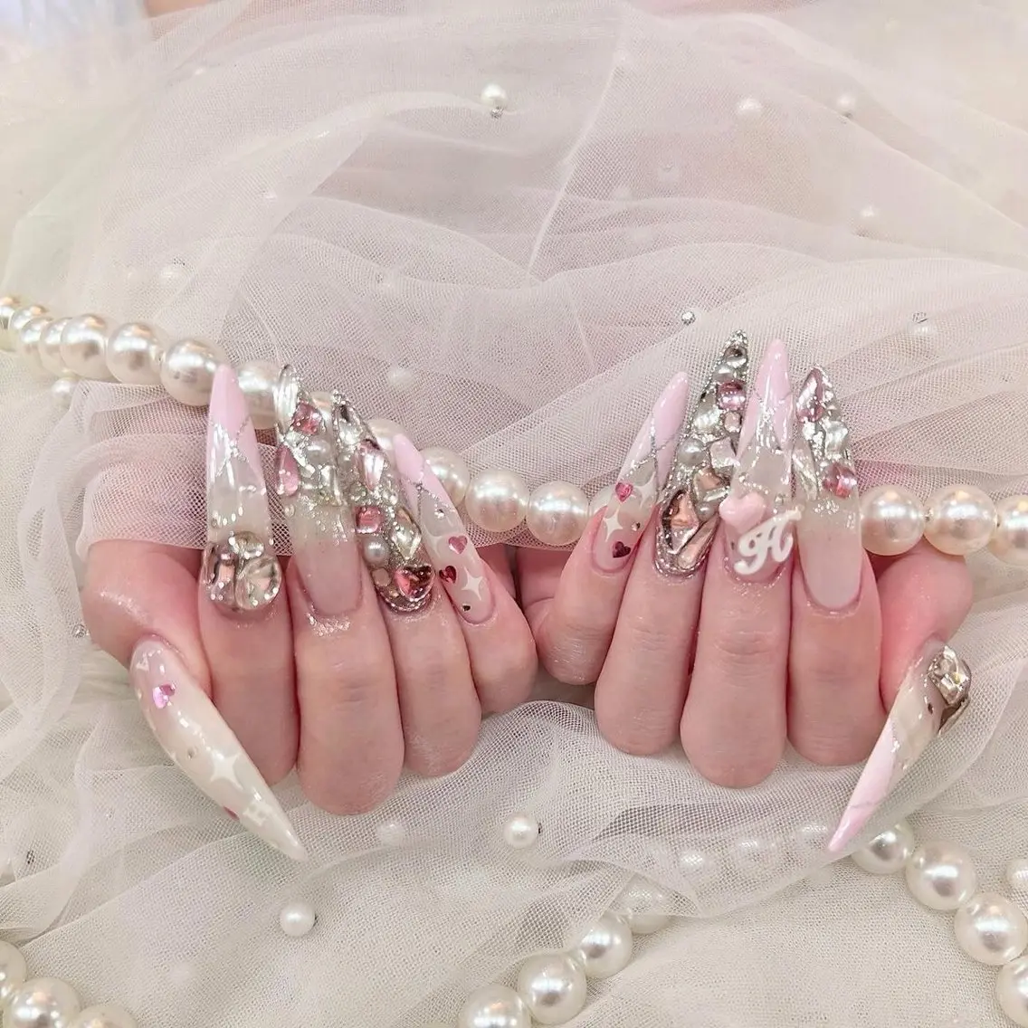 ネイル ジェルネイル 韓国ネイル 持ち込み シンプルネイル ワンホンネイル ハンドネイル 🎀Aura. Yurachanのネイルデザイン