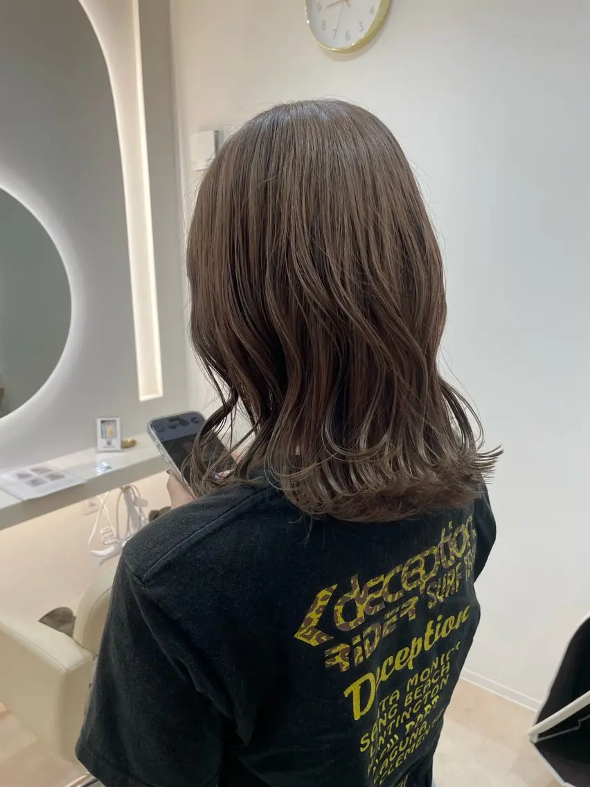 ミディアム カット ヘアカラー ANCHORウェリナ NOZOMIのヘアスタイル