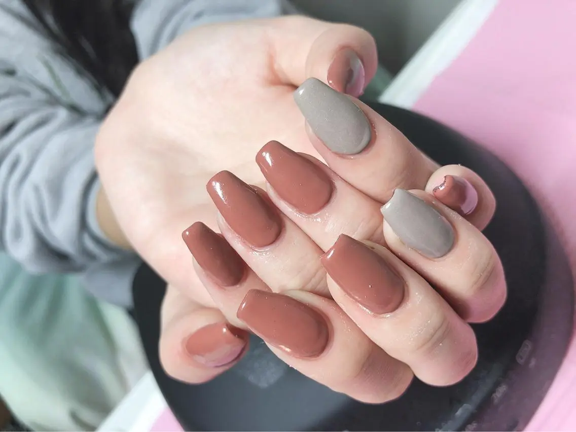 ミディアム ネイル ハンドネイル 《LB》ラブリエ Nail&eyeのマツエク・マツパデザイン