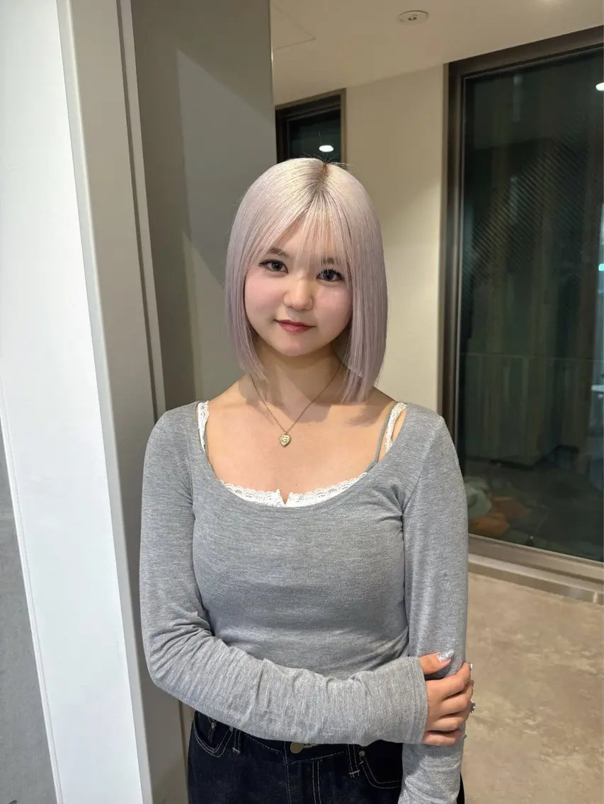 ショート カラー ハイトーン/ カラー/めい🎀のヘアスタイル