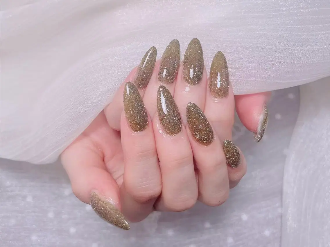 ネイル ハンドネイル Kari ネイルサロンのネイルデザイン