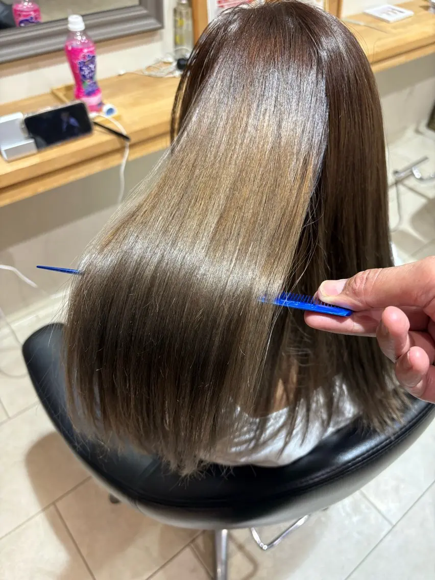 ロング ヘア　リミックス Ｗ(ダブル)のヘアスタイル