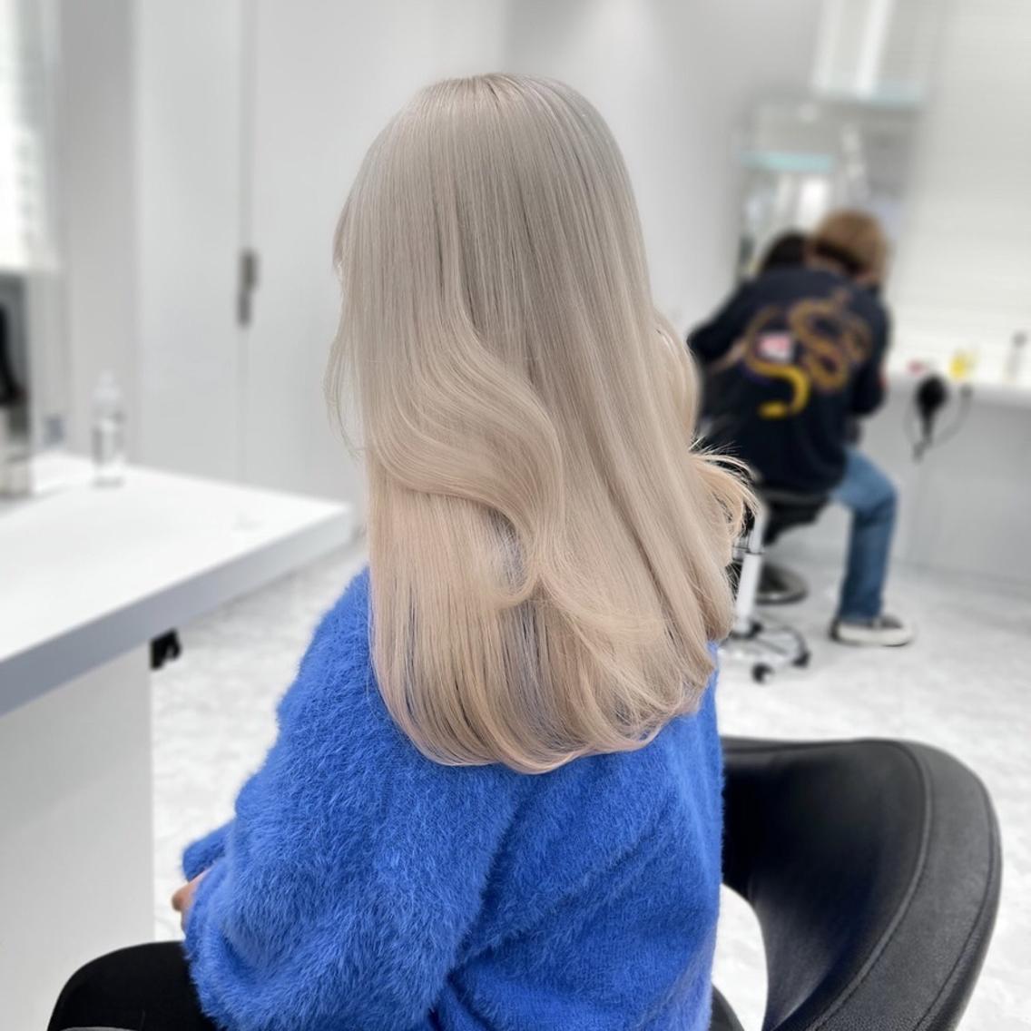 カラー 🌈ハイトーンカラー 🌈色落ちもかわいいのヘアスタイル