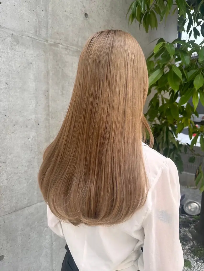 ロング カラー 髙野 未衣菜のヘアスタイル
