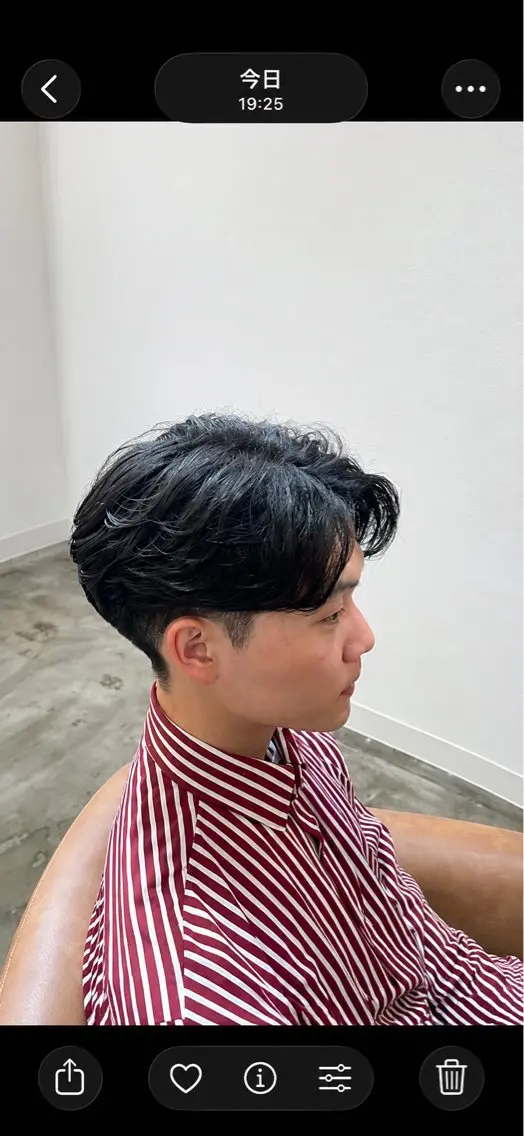 ミディアム パーマ 秋葉 玲唯のヘアスタイル