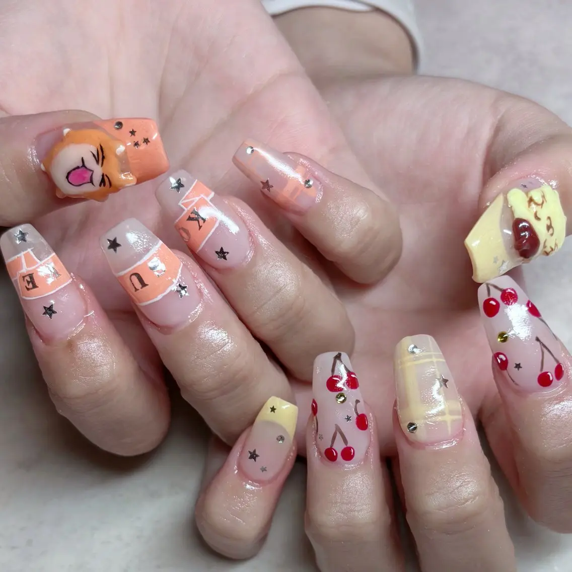 ネイル ハンドネイル mimi 高石桃朱のネイルデザイン