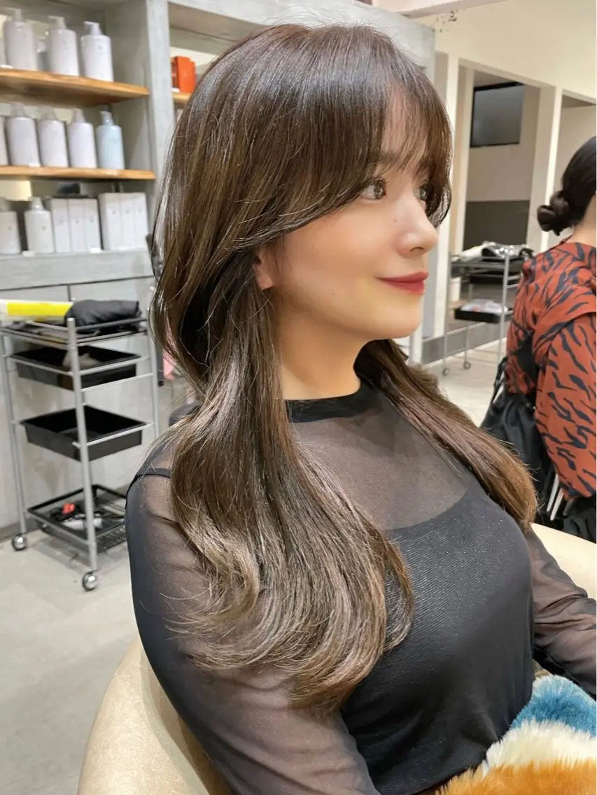 ロング 顔周りカット 韓国風ヘア カット ヘアカラー トリートメント 本田 奈穂美のヘアスタイル