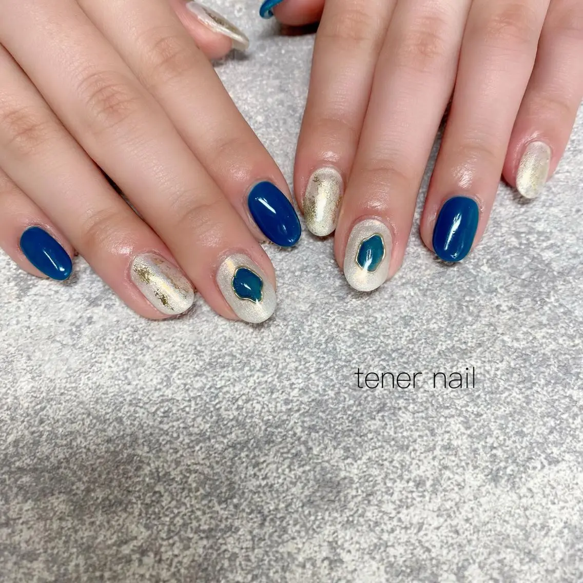 ネイル ブルー ニュアンスネイル テネルネイル tener nailのネイルデザイン