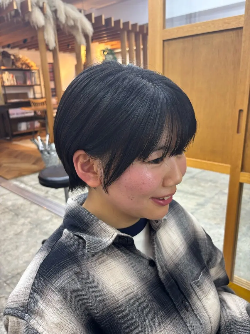 ショート ショートヘア 中村 芽衣那のヘアスタイル