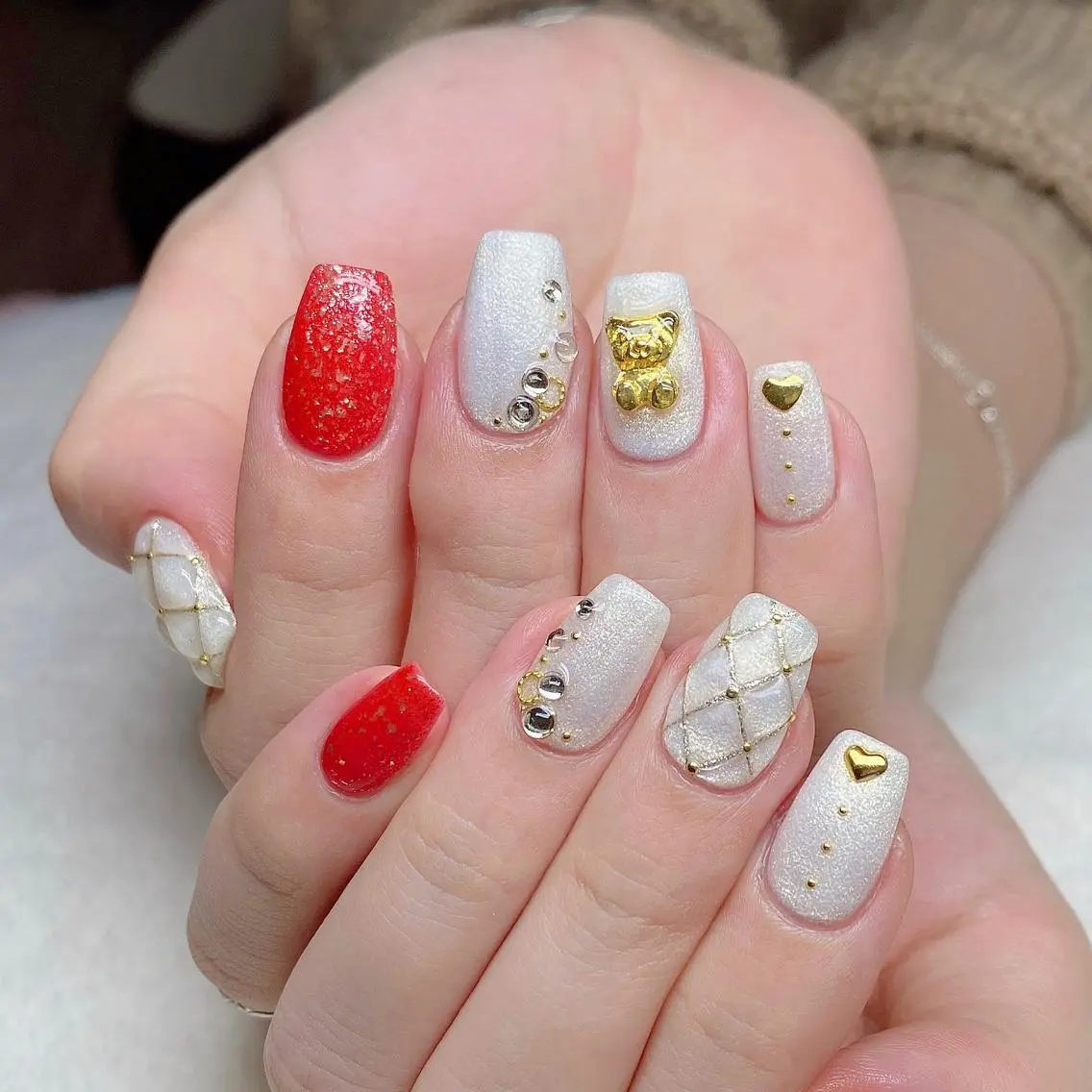 ネイル ハンドネイル ハンドケア ナユキNA.YUKI 池袋店のネイルデザイン