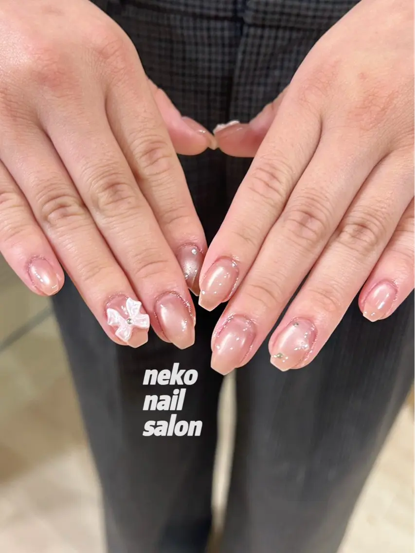 ネイル 氷ネイル・うるうるネイル キラキラネイル ハンドネイル neko nailのネイルデザイン