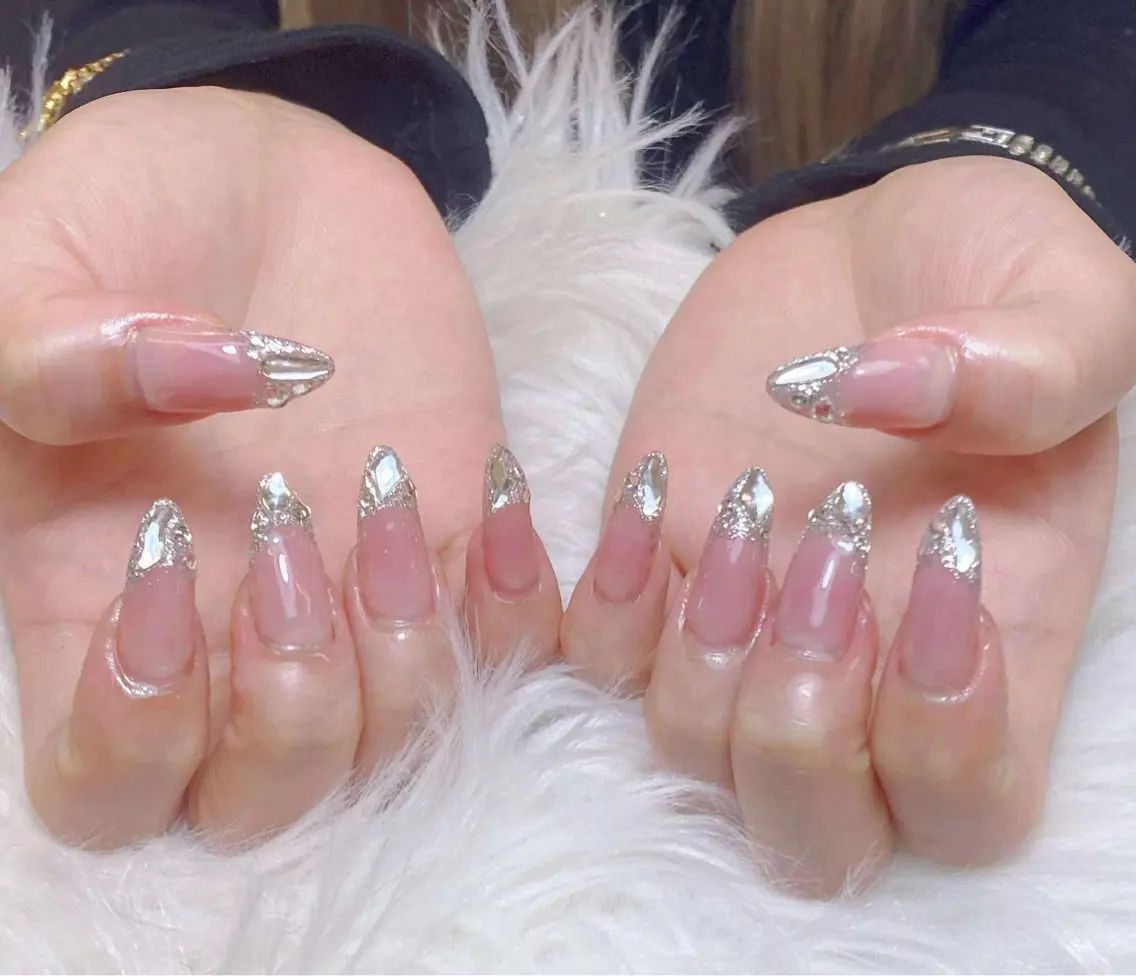 ネイル チークネイル 長さ出し フットネイル マグネットネイル 持ち込み ハンドネイル ANH NAIL ゴテゴテ専門店💎のネイルデザイン