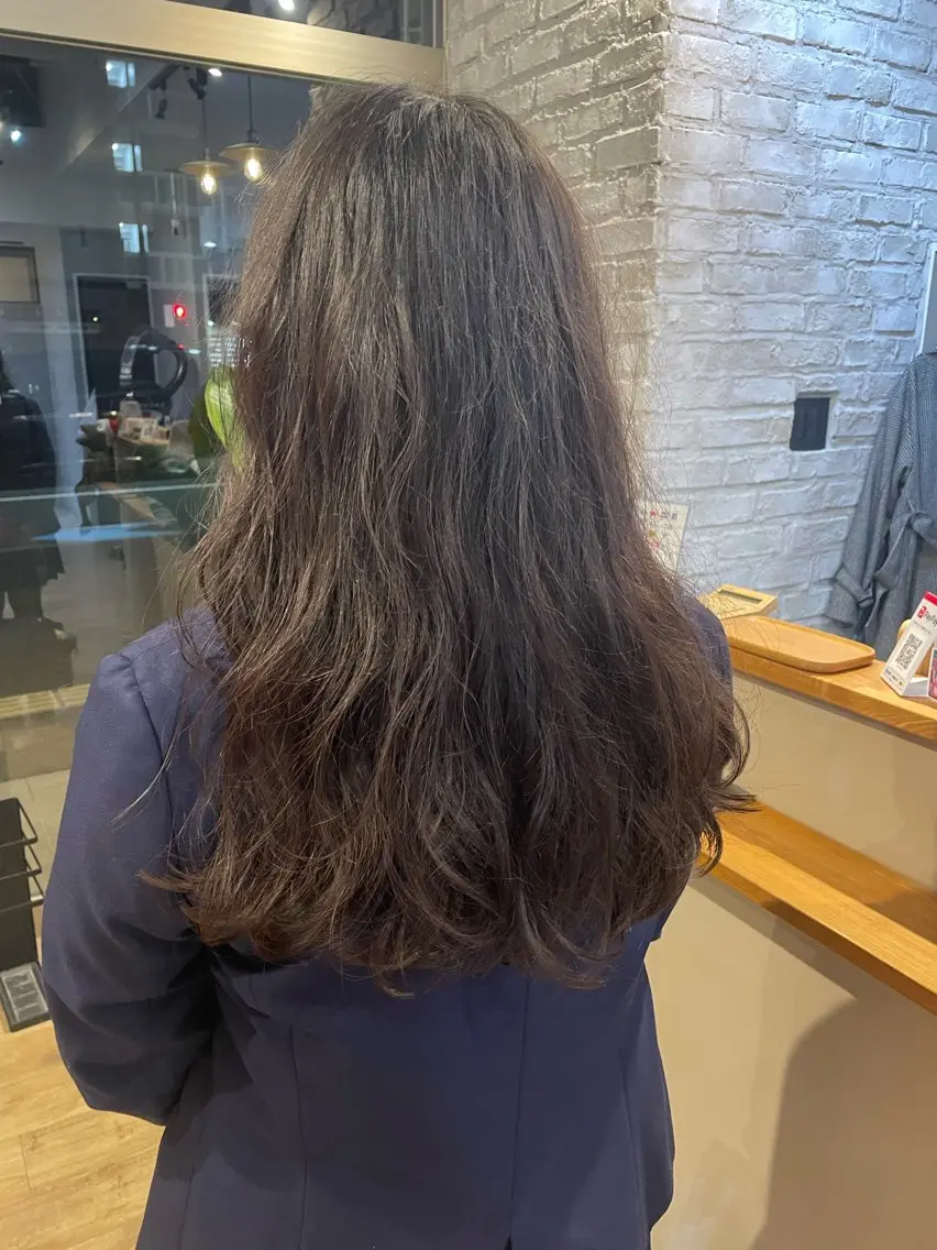 ロング パーマ Basis 田口豪司のヘアスタイル
