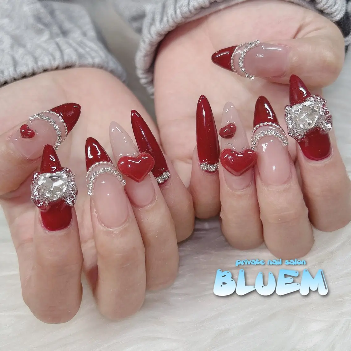 ネイル ハンドネイル BLUEM なな🐶のネイルデザイン