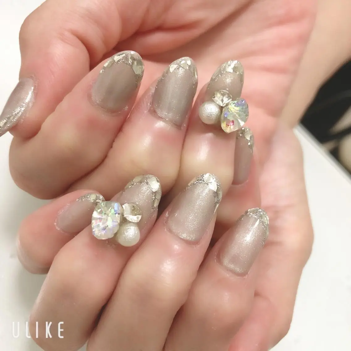 ネイル フレンチネイル ジェルネイル ガラスフレンチ 夏ネイル Azulsou 廣川愛のネイルデザイン
