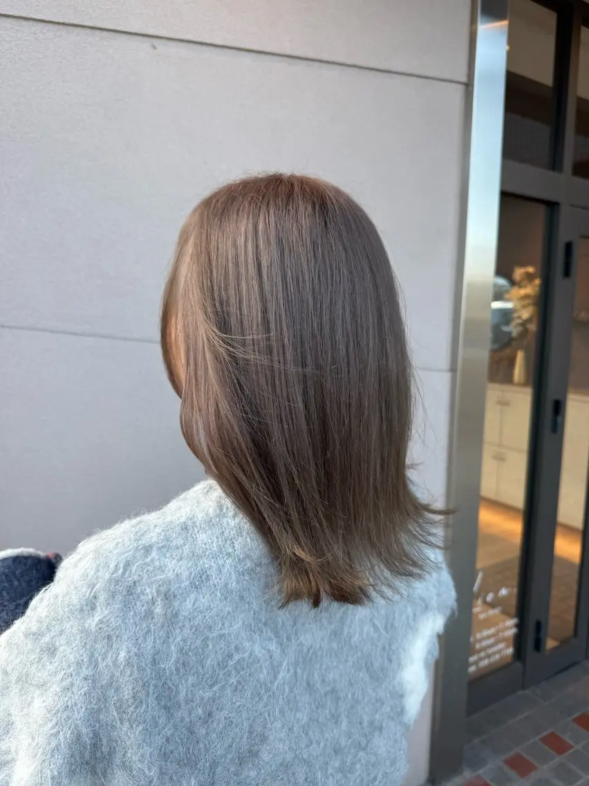 ロング カラー ブリーチ グレージュ カット ヘアカラー Lien.テラダ 各務原スタイリストのヘアスタイル