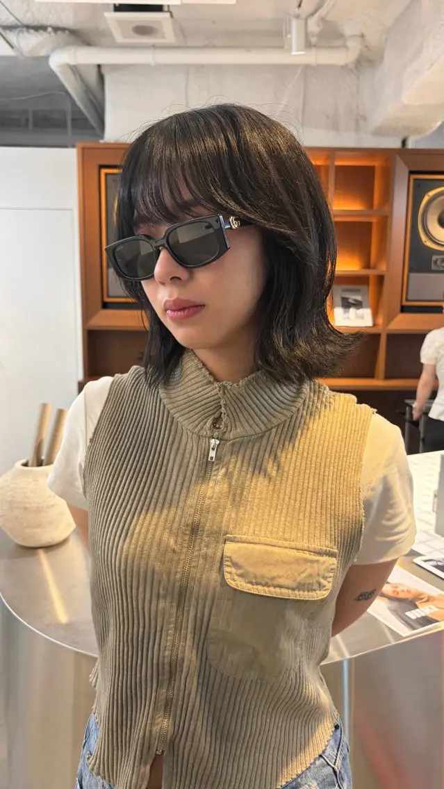 ミディアム ヘアカラー TOE ナナカのヘアスタイル
