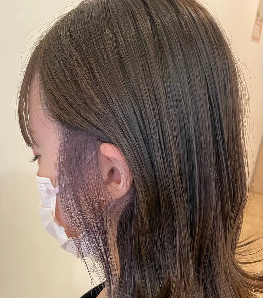 カラー ブリーチ インナーカラー ボブカット 佐々木 祐太のヘアスタイル